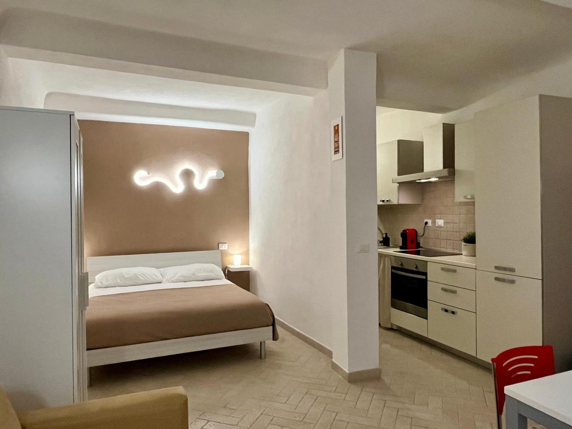 La Conchiglia Apartment Леричи Екстериор снимка